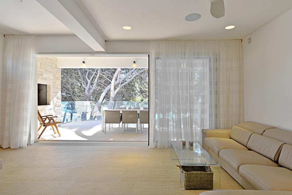 Chiponsky One - 5 Star Beachfront Property Bol Dış mekan fotoğraf
