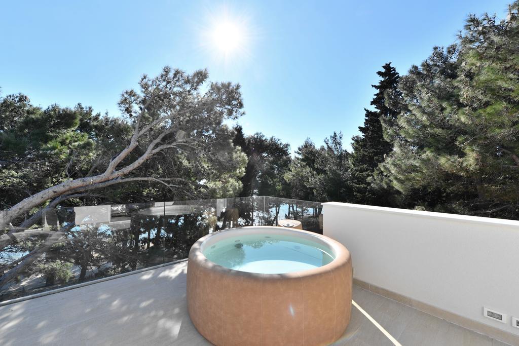 Chiponsky One - 5 Star Beachfront Property Bol Dış mekan fotoğraf